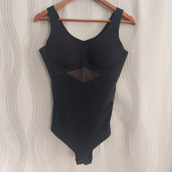 Honeylove Shapewear Thong Bodysuit Black Cami LARGE V Neck Like New - Picture 4 of 11